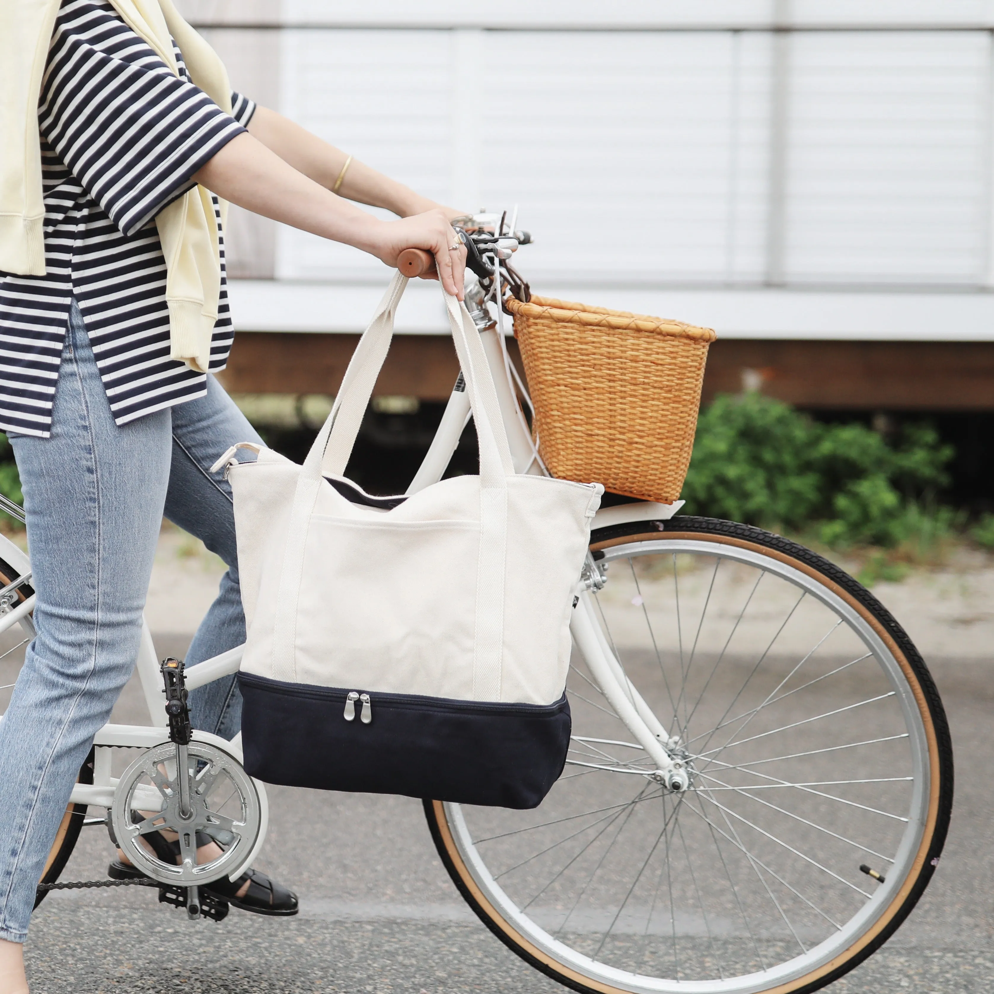 Catalina Deluxe Tote - Eco Friendly Canvas - Deep Navy Colorblock