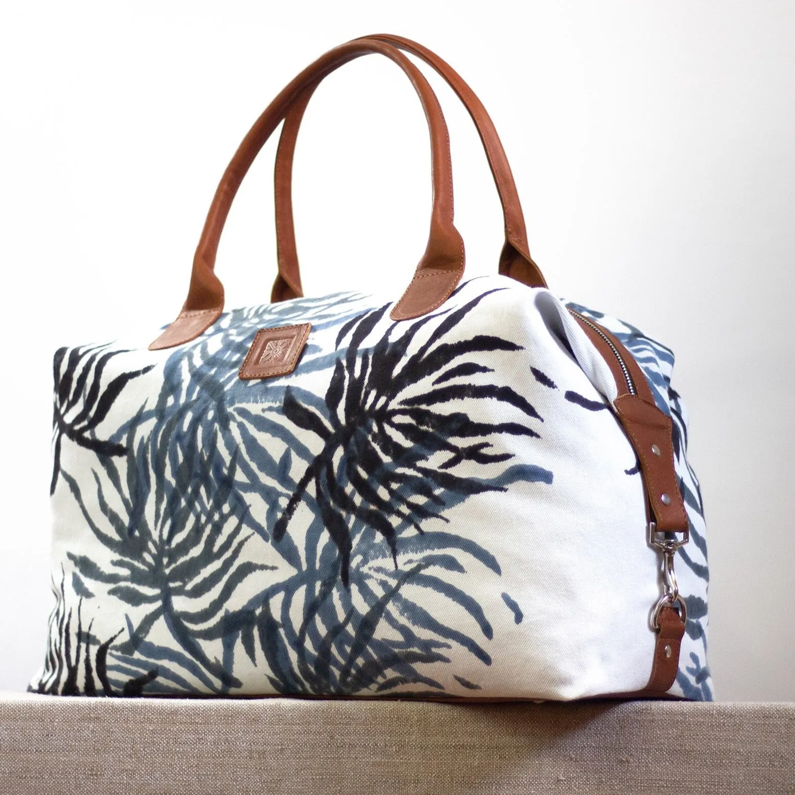 Intrepid Traveler - Convertible Tote - Sea Fern