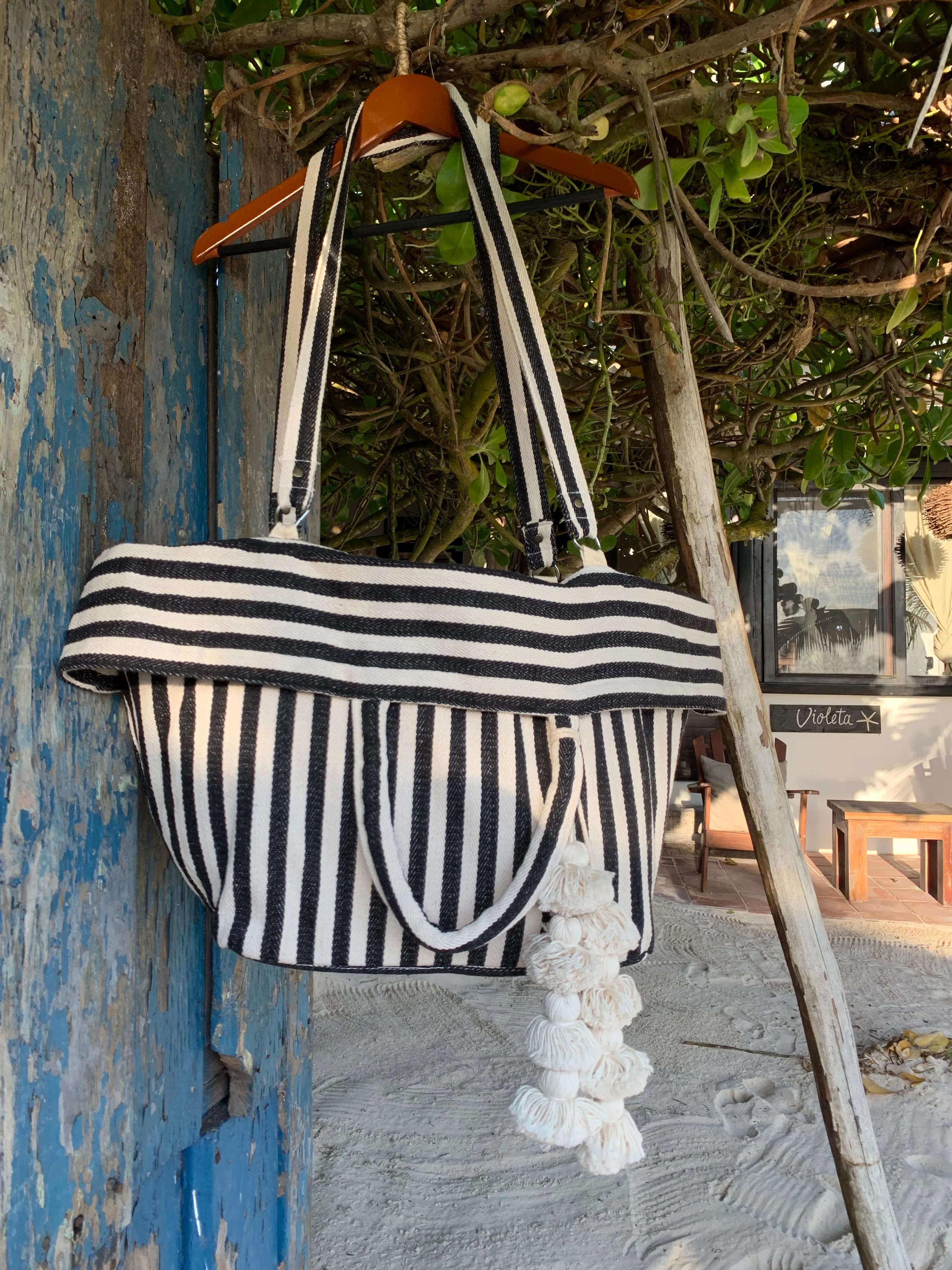 Valerie Beach Bag Organic Tassel Black